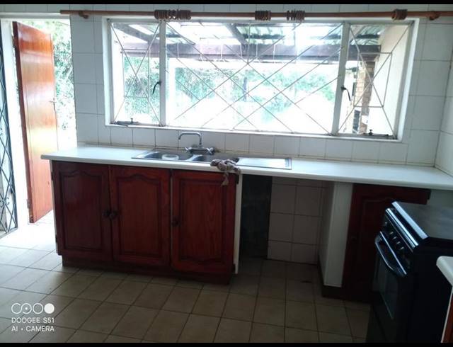 3 BEDROOM PROPERTY TO RENT IN BRENTWOOD